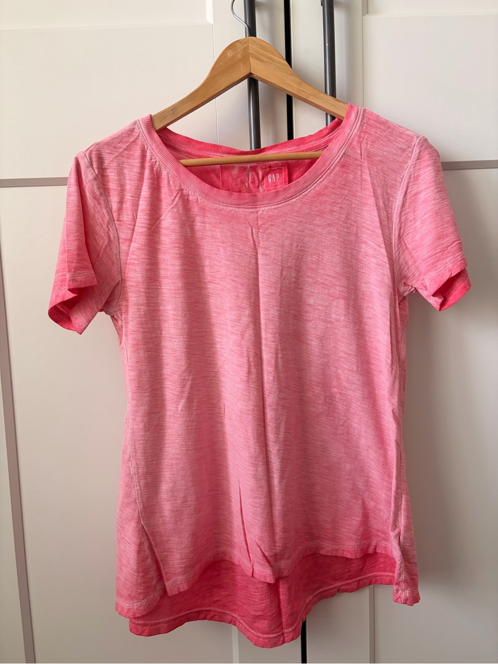 GAP Heathered Coral Pink Short Sleeve Tee